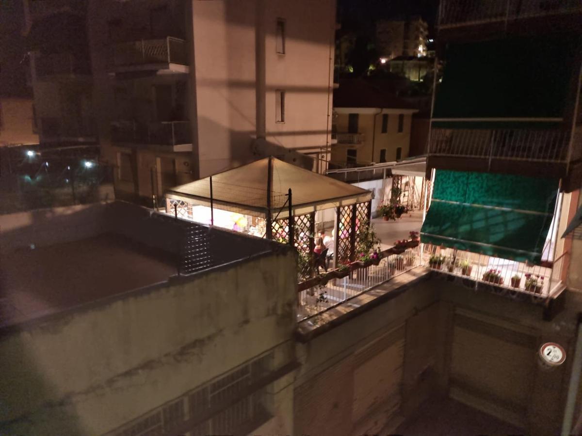Sunny Apartment With Big Terrace ราปาลโล ภายนอก รูปภาพ